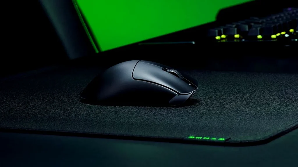 DeathAdder V3 Hyperspeed Mouse Gaming Ergonomis Baru dari Razer