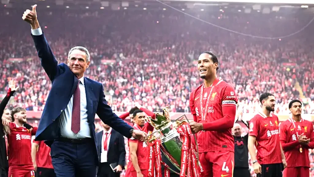 Liverpool Akhirnya Angkat Trofi Juara Liga Inggris