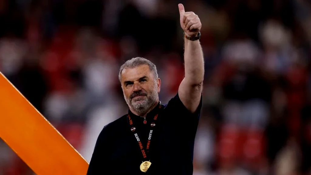 Ange Postecoglou Resmi Dipecat Usai Bawa Tottenham Hotspur Raih Trofi